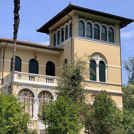 Villa Maria Luisa . Splendida Villa Liberty 卢卡 外观 照片